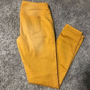 Yellow/Mustard Jeans